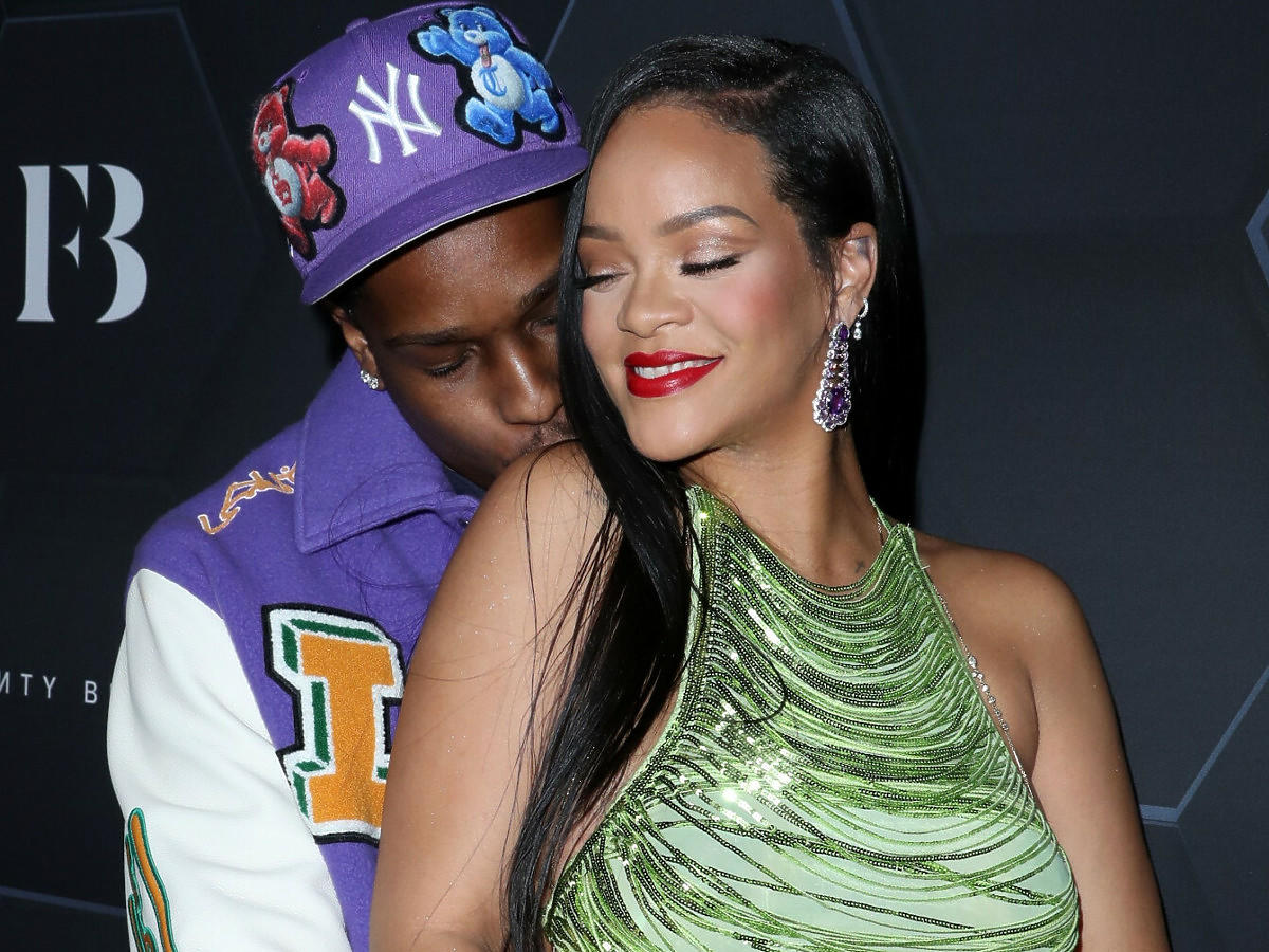 Rihanna i ASAP Rocky pozują po ogłoszeniu ciąży