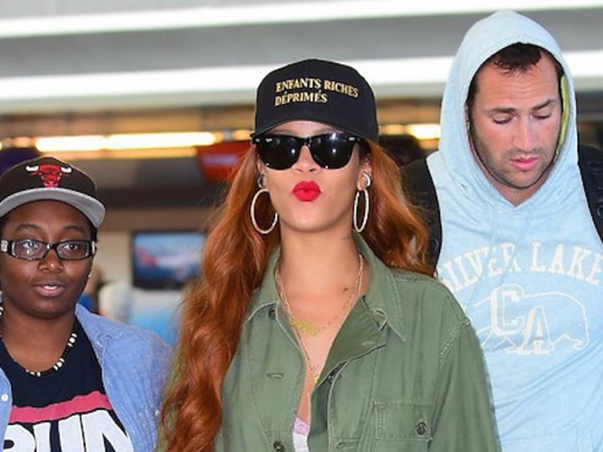 Rihanna w zielonym kombinezonie