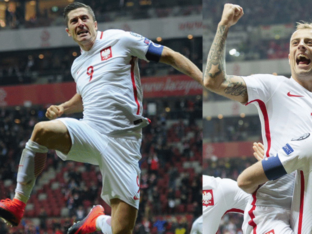 Robert Lewandowski cieszy się z gola w meczu z Danią