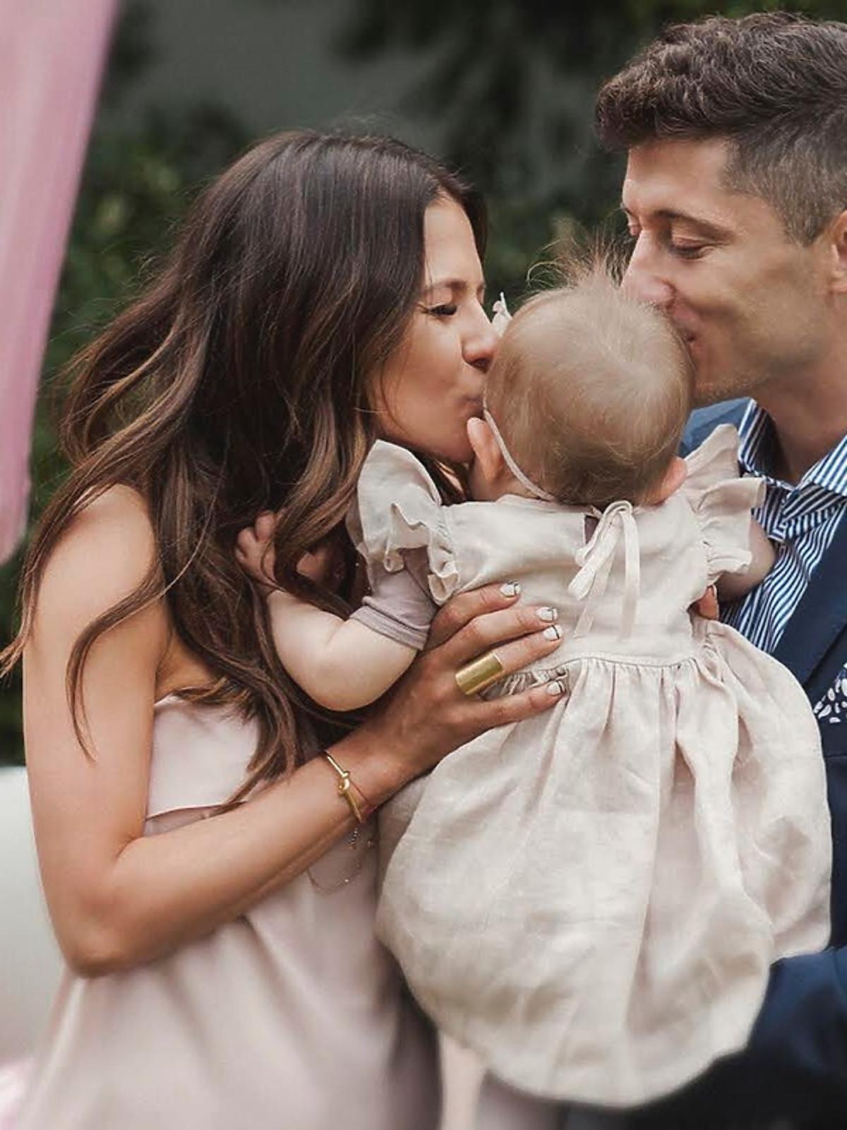 Robert Lewandowski i Anna Lewandowska na urodzinach Klary
