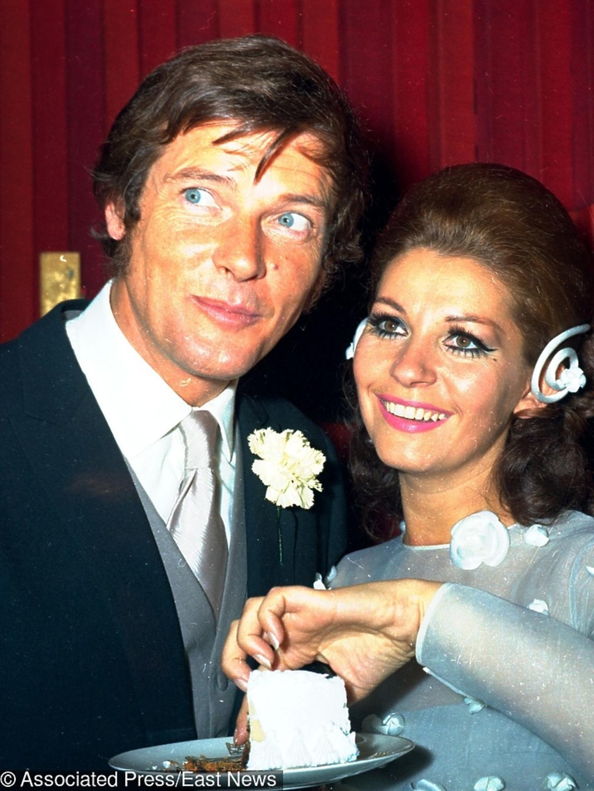 Roger Moore z żoną-ślub