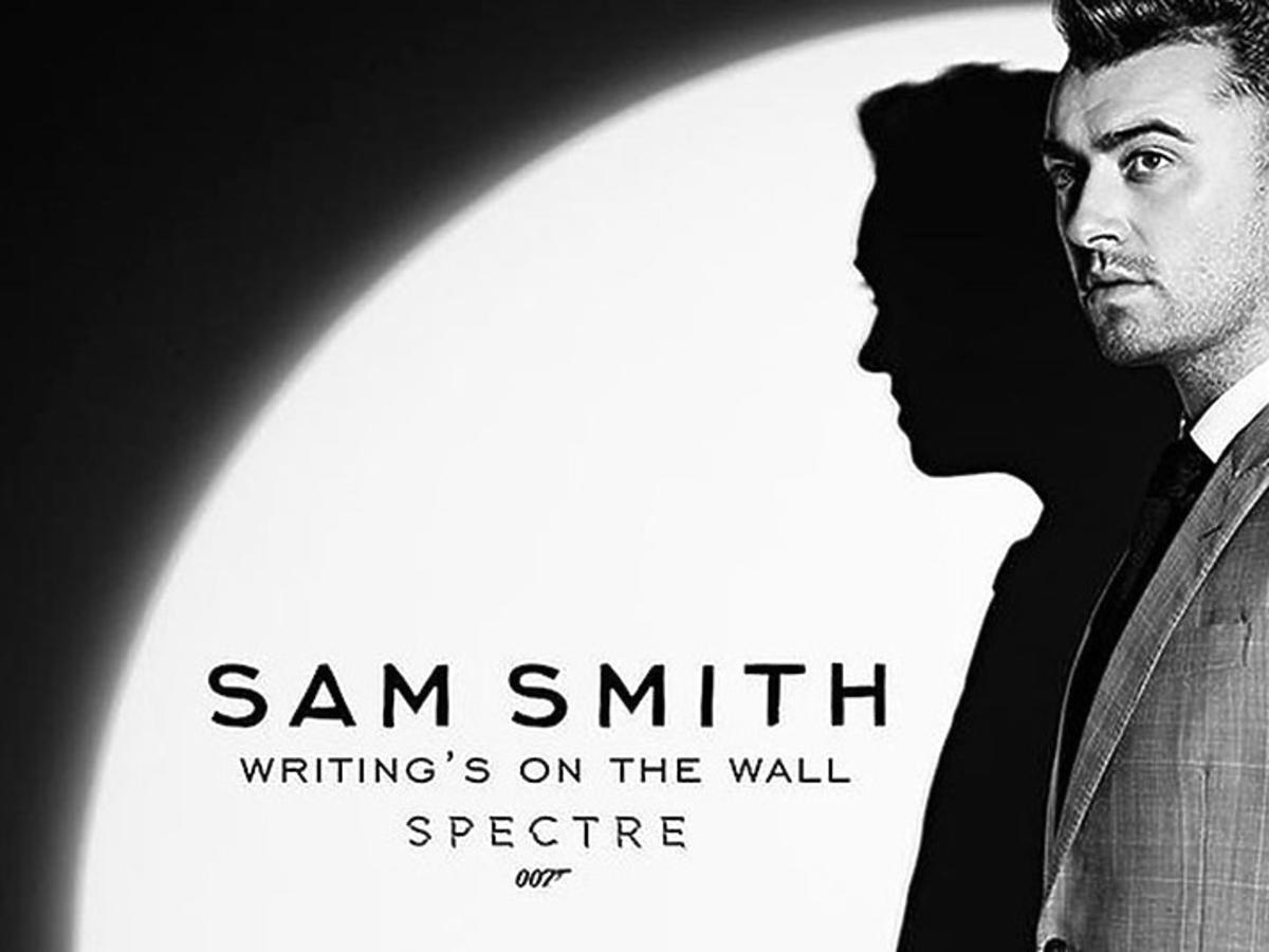 Sam Smith plakat do piosnki Bonda w czarno bieli