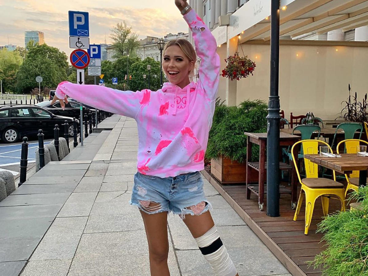 Sandra Kubicka po kontuzji nosi stabilizator