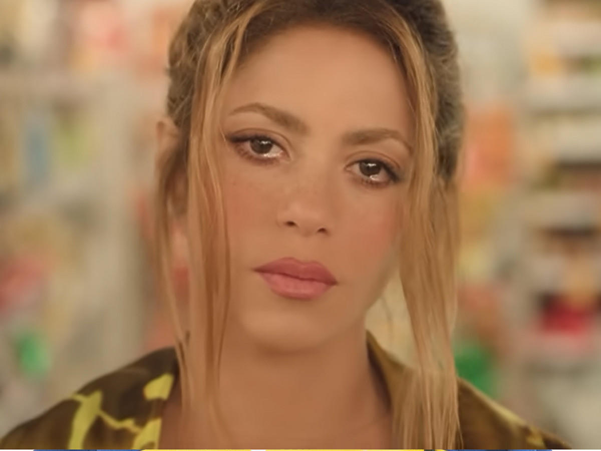 Shakira w teledysku Monotonia nawiązuje do rozstania z Gerardem Pique