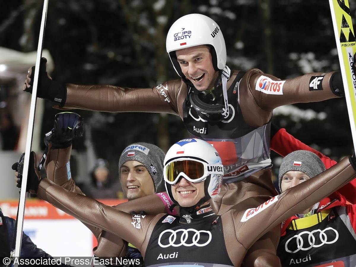 Stoch, Żyła cieszą się z wygranej na Turnieju 4 Skoczni