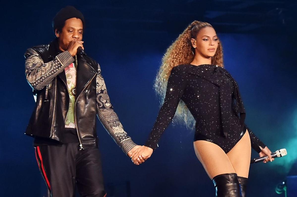 Stylizacje Beyonce z koncertu w Cardiff