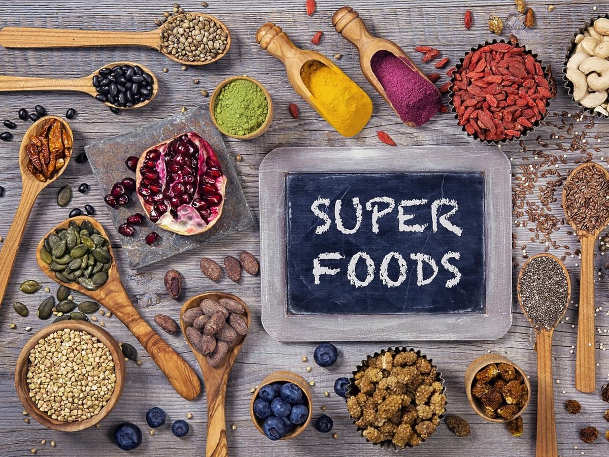 Superfoods, które muszą znaleźć się w twojej kuchni