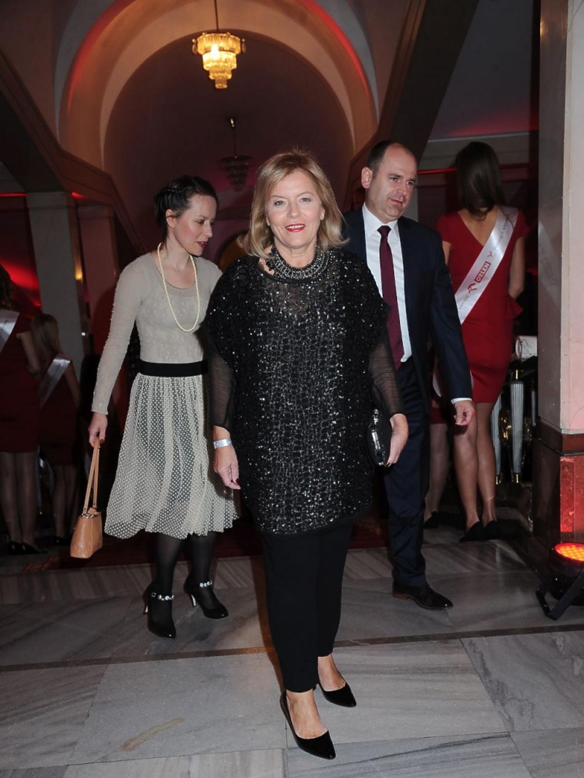 Teresa Rosati w czarnej sukience
