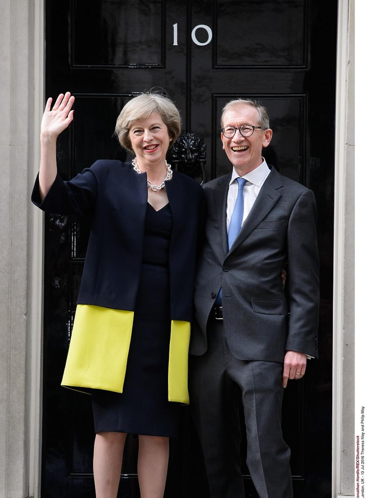 Theresa May, nowa premier Wielkiej z mężem