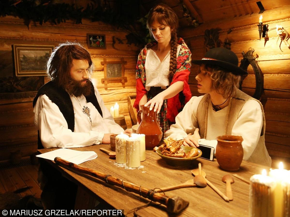 Tomasz Kammel, Barbara Kurdej-Szatan i Maciej Musiał na planie spotu Kocham Cię, Polsko
