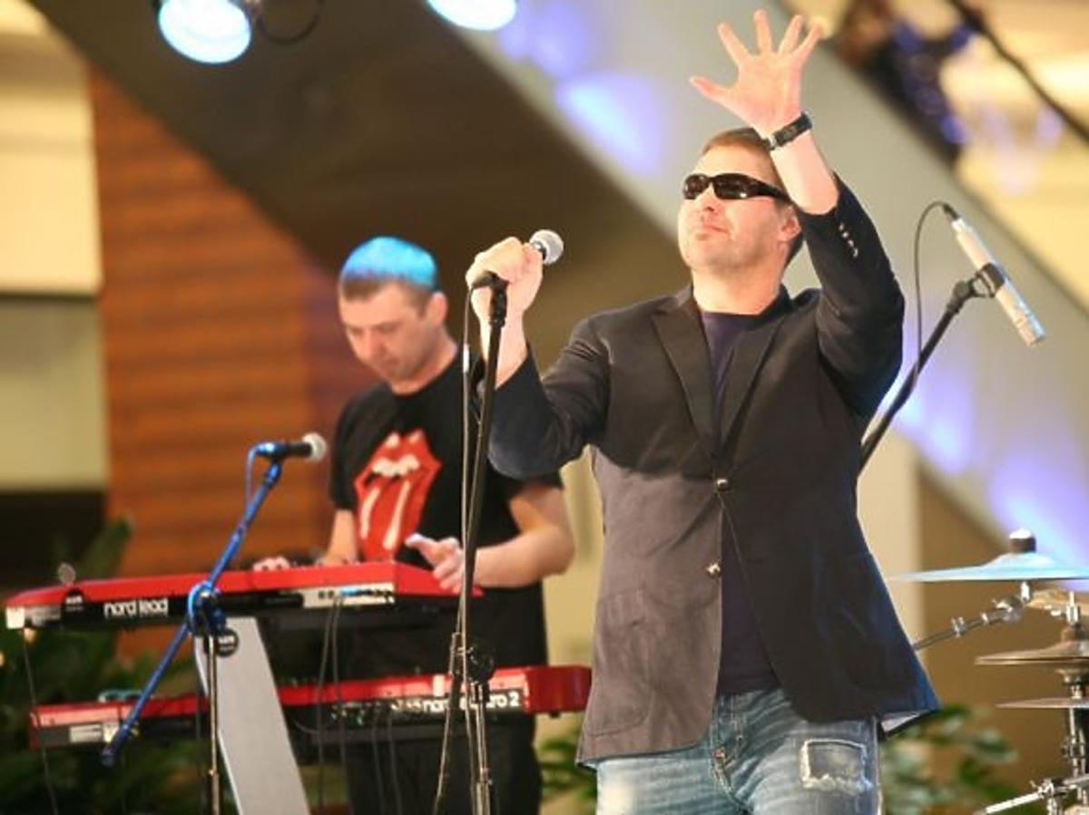 Tomasz Karolak na 3. urodzinach krakowskiego Centrum Handlowego Bonarka