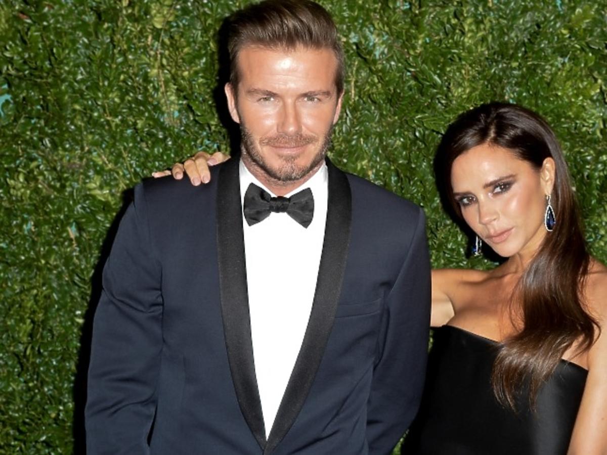 Victoria Beckham w czarnej sukience