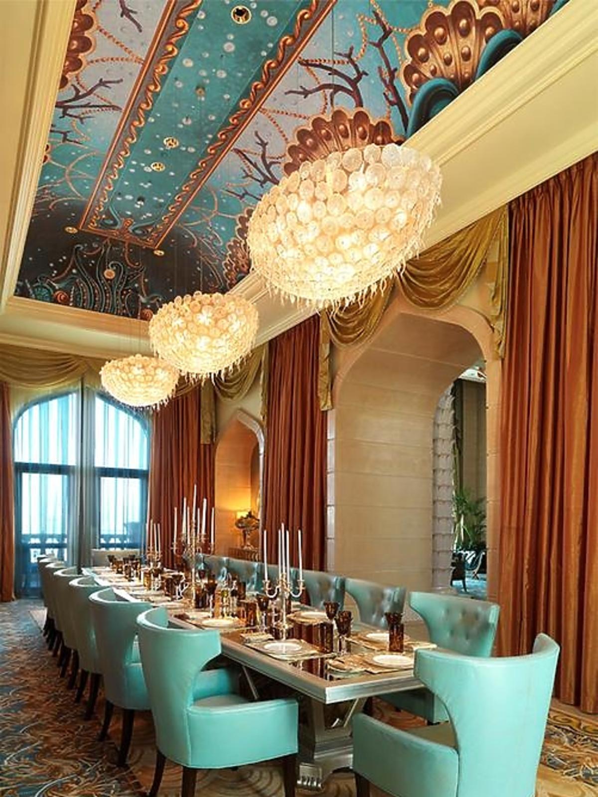 W tym hotelu Julia Wieniawa i Antek Królikowski ratowali związek. Zobacz wnętrza Atlantis The Palm