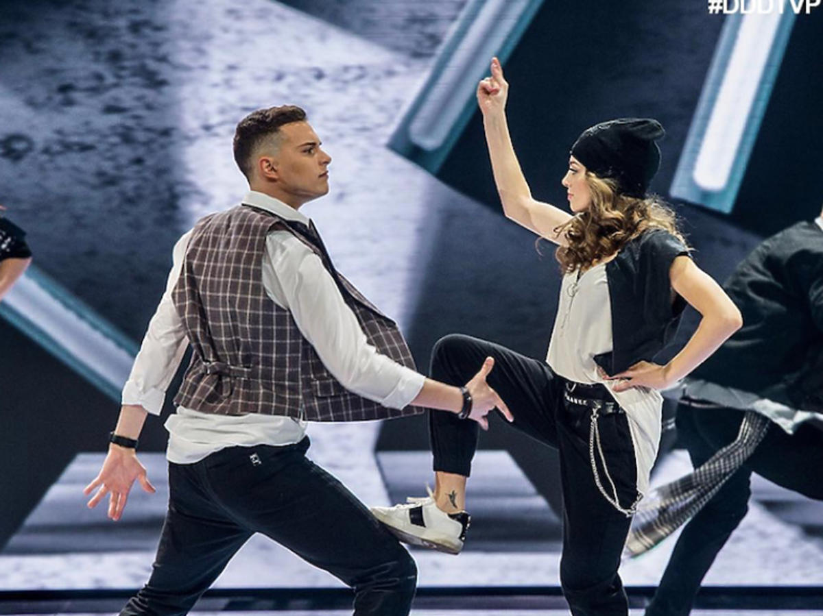 Wiktoria Gąsiewska i Adam Zdrójkowski tańczyli do utworu My love
