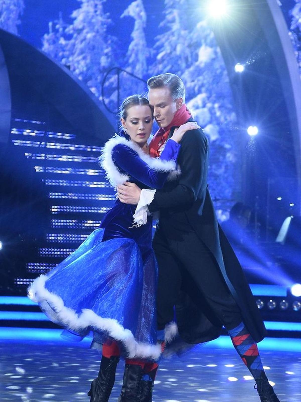 Wiktoria Gąsiewska i Oskar Dziedzic w 2.odcinku TZG