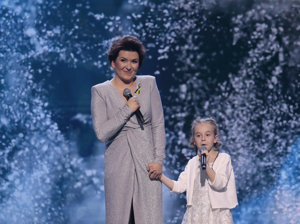 Wiktory 2021: Mała Amelka z Ukrainy zaśpiewała "Mam tę moc"