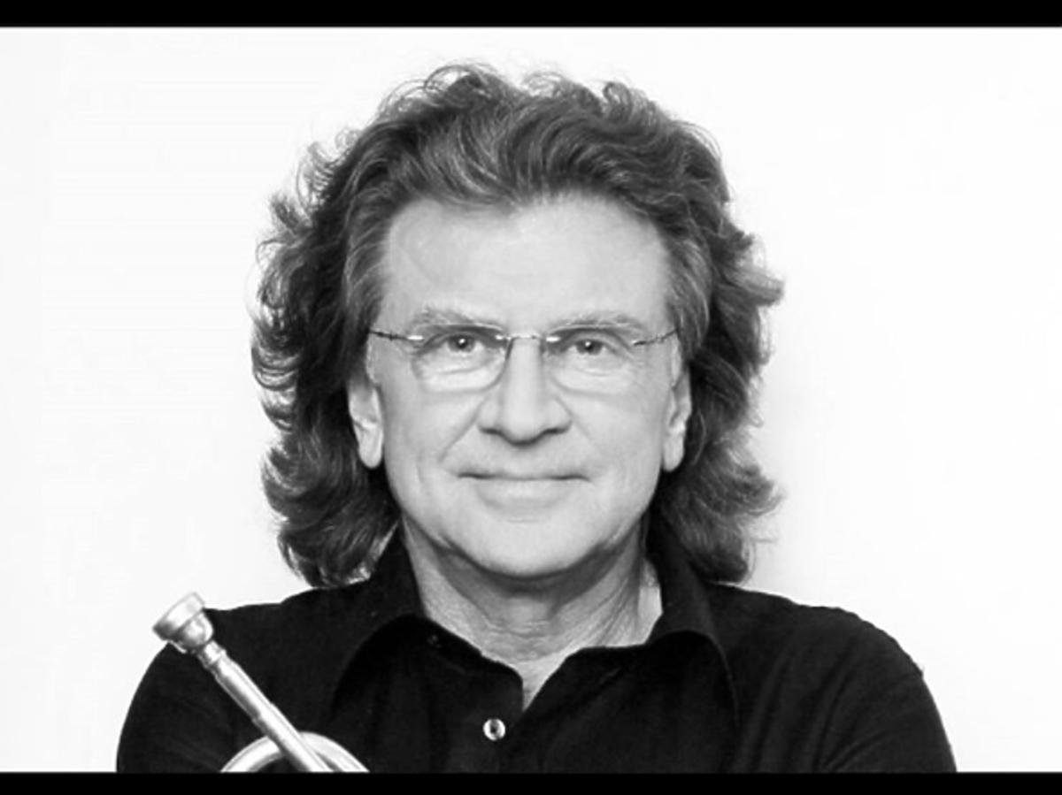 Zbigniew Wodecki w okularach