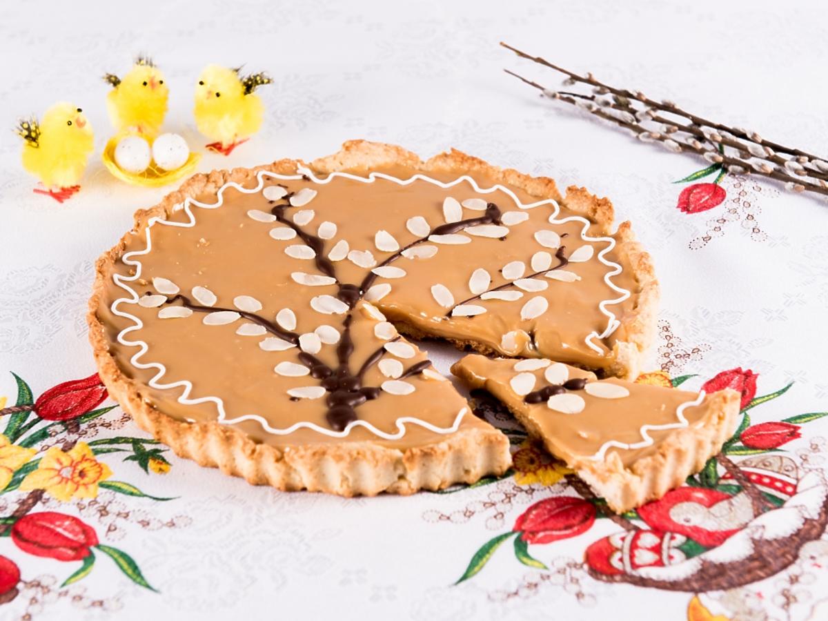 Przepis Na Bardzo Dobry Mazurek Wielkanocny Przepis na mazurek wielkanocny: chałwowy i kajmakowy