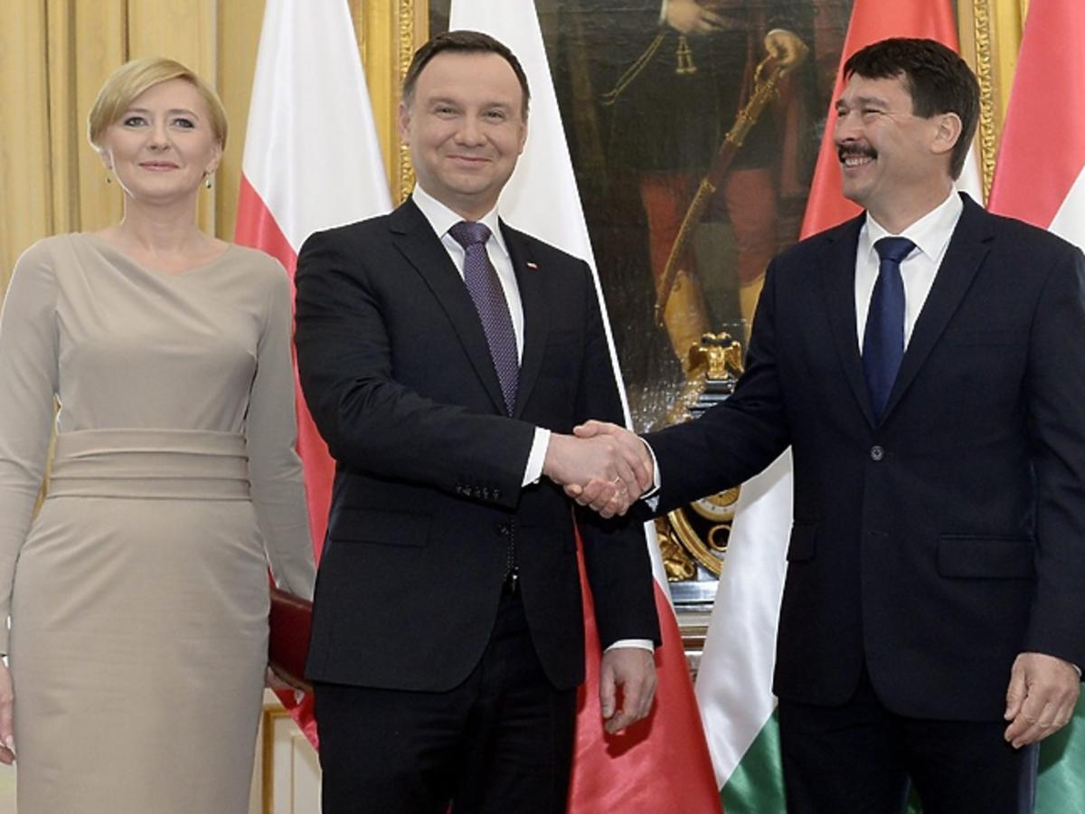 Zjawiskowa Agata Duda na spotkaniu z parą prezydencką w Budapeszcie