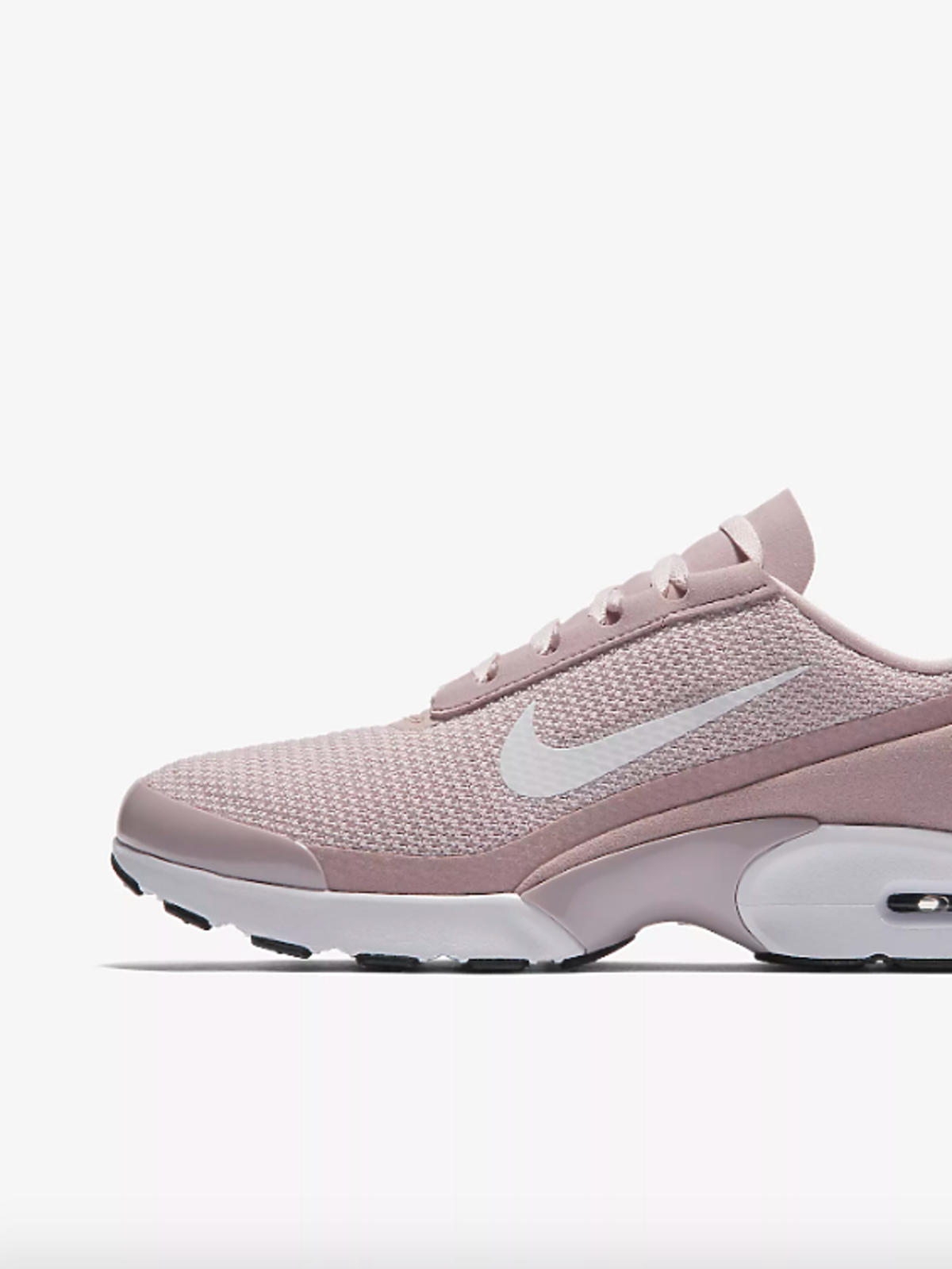 Adidasy Nike, kosztują 335 zł