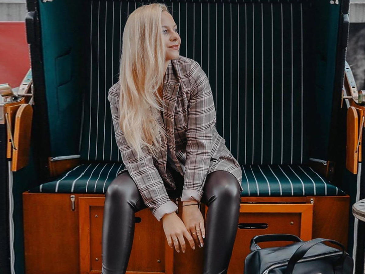 Małgorzata Heretyk z "19+" w spodniach z Sinsay