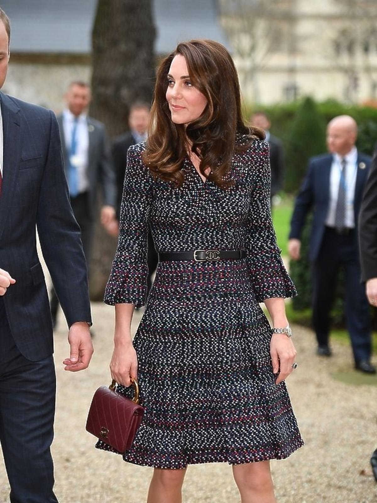 Księżna Kate w Paryżu w total looku Chanel