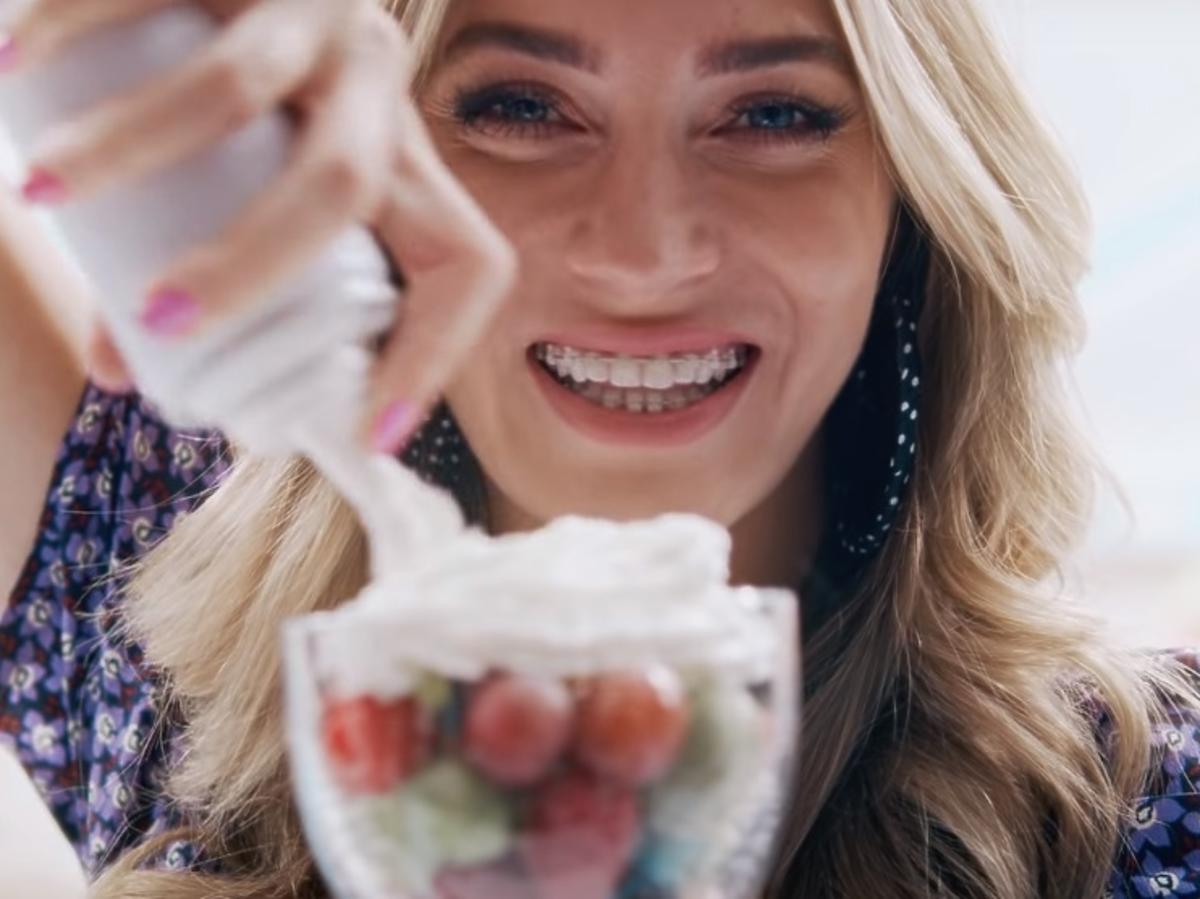 Nowy spot TVP, Michał Szpak, Marcelina Zawadzka